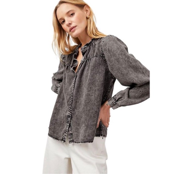 Rails Tops - Rails Camille button down shirt Linen Blend black acid wash grey small Ruffle